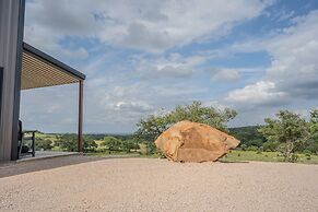 Miranda In The Hill Country - Hacienda Amor