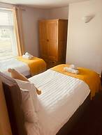 OYO The Croppers Arms