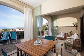 Anemone Apartment with Seaview Terrace