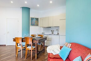 Blue Tea Flat at Piazza Carità