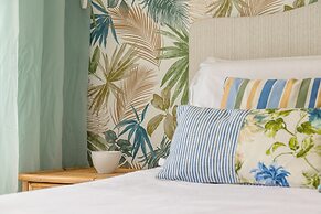 Blue Tea Flat at Piazza Carità