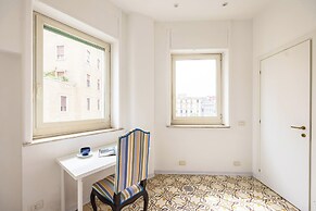 Blue Tea Flat at Piazza Carità