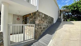 Yiayia Loukia Cottage
