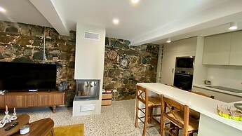 Yiayia Loukia Cottage