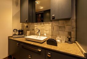 Bosphorus View Duplex w Terrace in Ortakoy