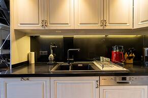 Bosphorus View Duplex w Terrace in Ortakoy