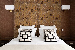 Montaigne Luxury 2 Bedroom