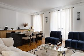 Montaigne Luxury 2 Bedroom