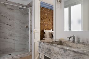 Montaigne Luxury 2 Bedroom