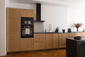 Montaigne Luxury 2 Bedroom