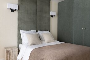 Montaigne Luxury 2 Bedroom