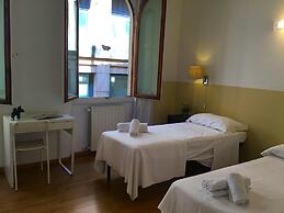 Neri 33 in Firenze With 3 Bedrooms and 2 Bathrooms