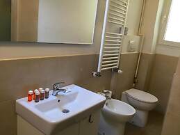 Neri 33 in Firenze With 3 Bedrooms and 2 Bathrooms