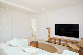 Hedera Estate, Villa Hedera Xviii