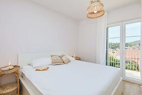 Hedera Estate, Villa Hedera Xviii