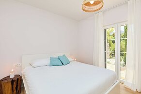 Hedera Estate, Villa Hedera Xviii