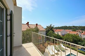 Hedera Estate, Villa Hedera Xviii