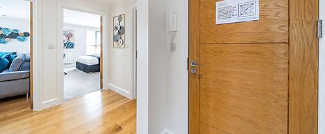 High Street Apartments By REDWOOD STAYS