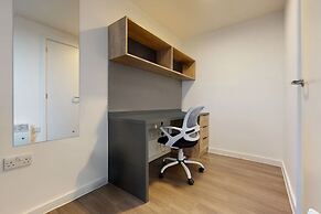 Student Only Canvas Walthamstow