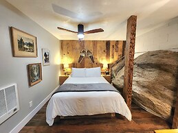 Bear Cave in Shaver Lake