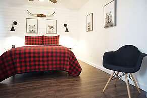 Fox Den Suite in Shaver Lake