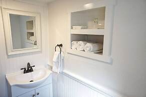 Fox Den Suite in Shaver Lake