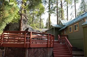 Hawks Nest in Shaver Lake