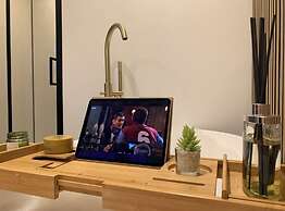 Tranquil Retreat at Oak Lodge - Swimming Pool