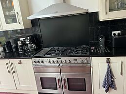 Tranquil Retreat at Oak Lodge - Swimming Pool