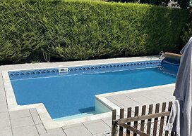 Tranquil Retreat at Oak Lodge - Swimming Pool