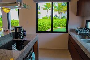 Corcomoran Luxury Beachfront house