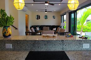 Corcomoran Luxury Beachfront house