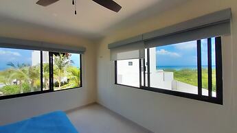 Corcomoran Luxury Beachfront house