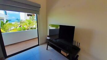 Corcomoran Luxury Beachfront house