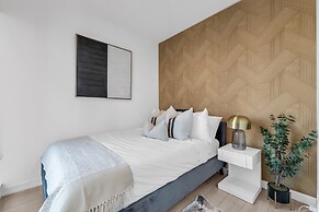 The Noho Signature Collection