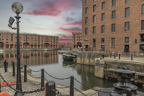 Dockside Aparthotel, Bw Signature Collection