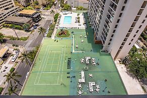 Ocean View  Condo with 2 double beds and Parking