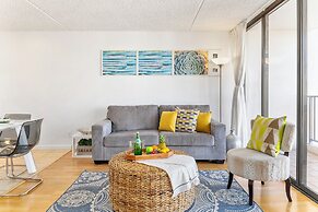 Ocean View  Condo with 2 double beds and Parking