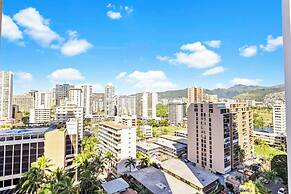 Ocean View  Condo with 2 double beds and Parking