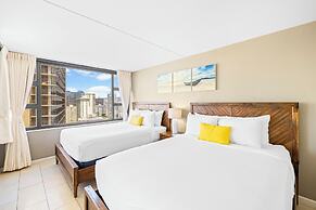 Ocean View  Condo with 2 double beds and Parking