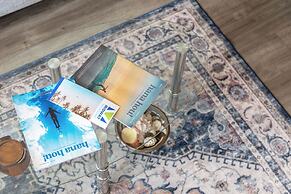 Ocean View  Condo with 2 double beds and Parking