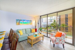 Ocean View  Condo with 2 double beds and Parking