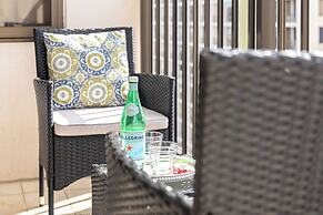 Ocean View  Condo with 2 double beds and Parking