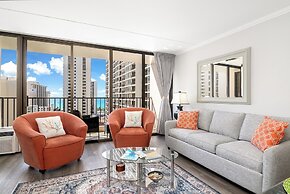 Ocean View  Condo with 2 double beds and Parking