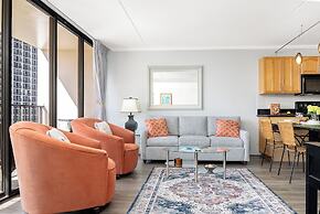 Ocean View  Condo with 2 double beds and Parking