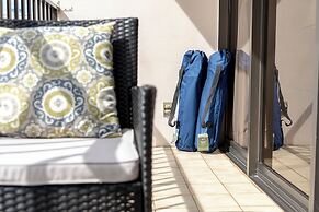 Ocean View  Condo with 2 double beds and Parking