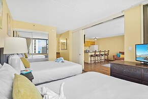 Ocean View  Condo with 2 double beds and Parking