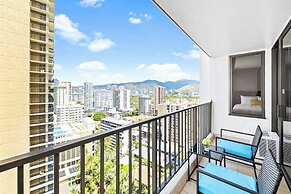 Ocean View  Condo with 2 double beds and Parking