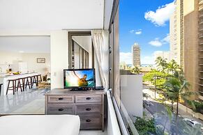 Ocean View  Condo with 2 double beds and Parking