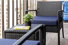 Ocean View  Condo with 2 double beds and Parking